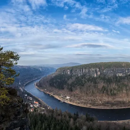 U Kosti - Bohemian Switzerland דירה